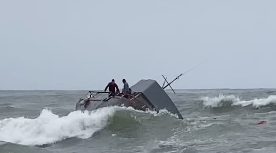 Boat Capsize